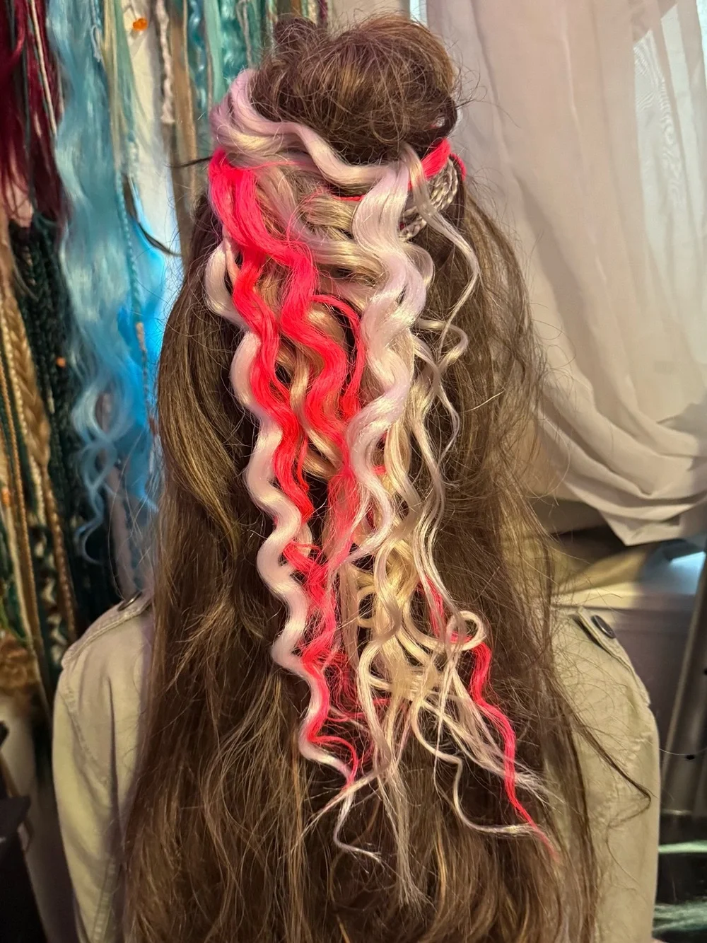 Handmade standout synthetic